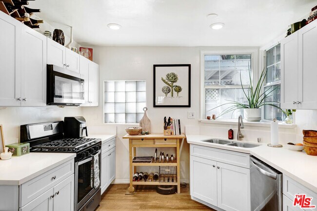 Building Photo - 4385 Scandia Way