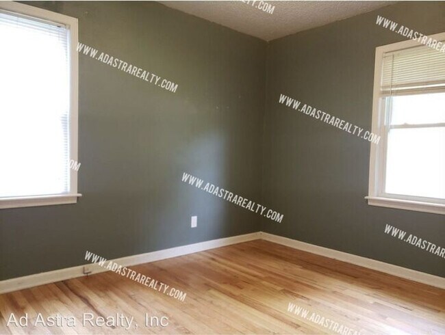 Building Photo - Affordable Raytown Home-Available in AUGUST!!