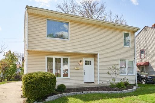 Building Photo - Renovated 5 Bedroom 2.5 Bath home