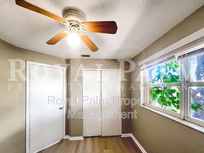 Building Photo - 13037 First Street- 1