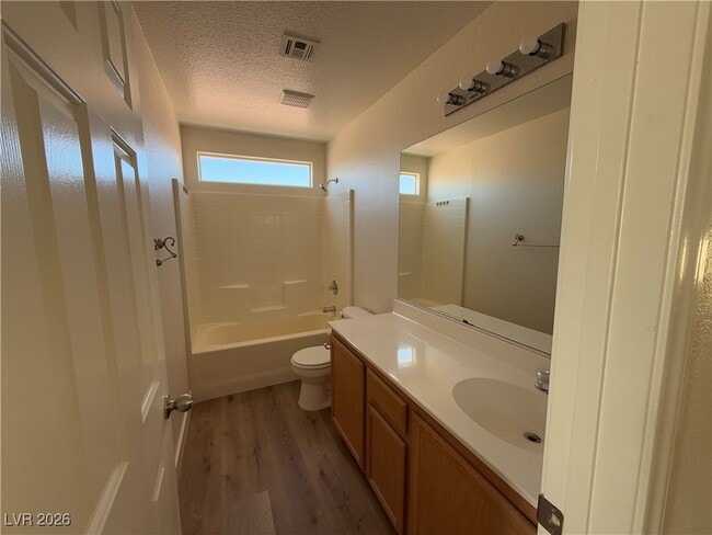 Building Photo - 3018 Anchorman Way