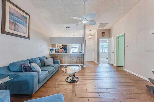 Building Photo - 6401 Drexel Dr