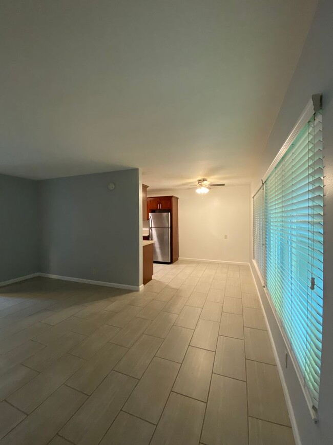 Building Photo - East Village Condo *Manager's Special - $1...