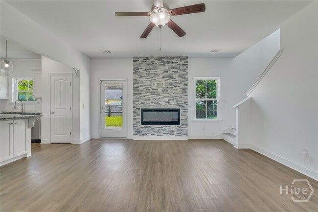 Building Photo - 184 Sawgrass Dr