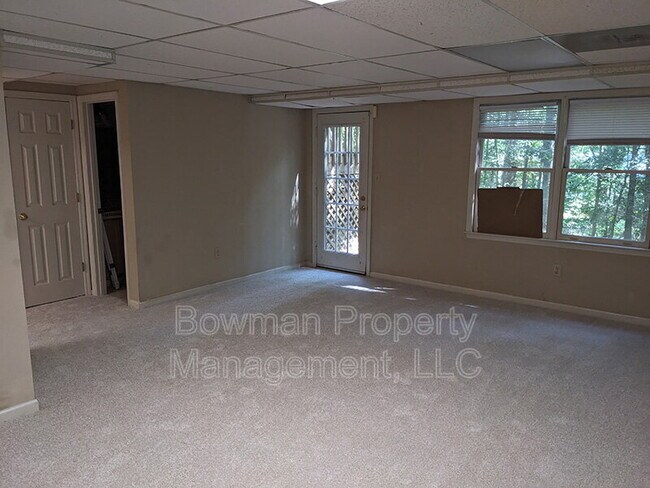 Building Photo - 170 Woodhaven Ridge