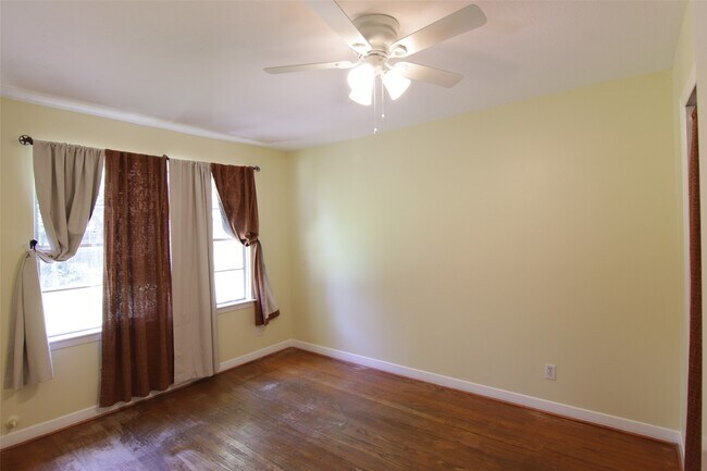 Building Photo - 6601 Stroud Dr