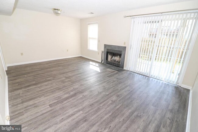 Building Photo - 2506 Weston Ct
