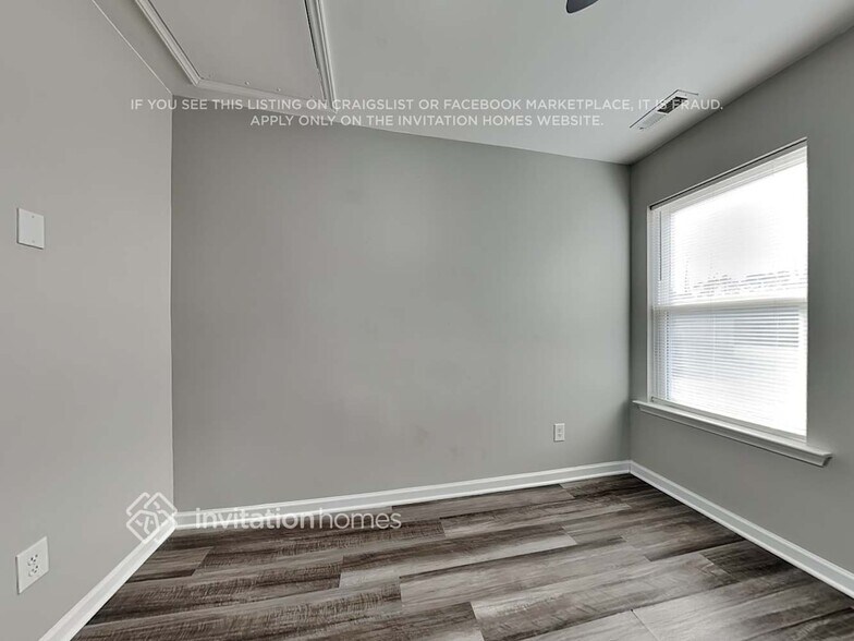 Building Photo - 107 Sampson Ct