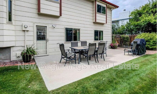 Building Photo - 2125 Sather Dr