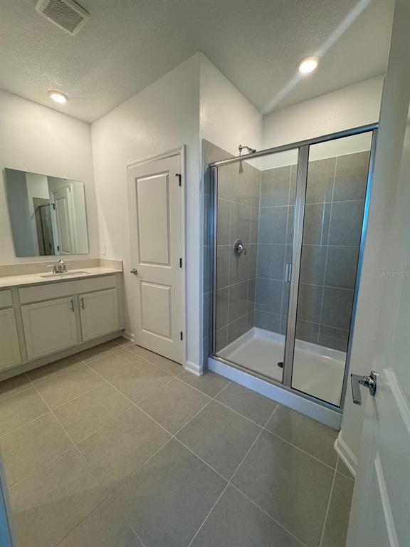 Building Photo - 5673 LIVELINESS Aly