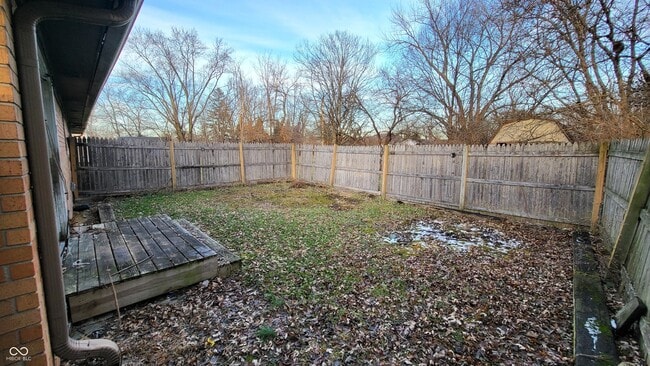 Building Photo - 2809 N Hawthorne Ln