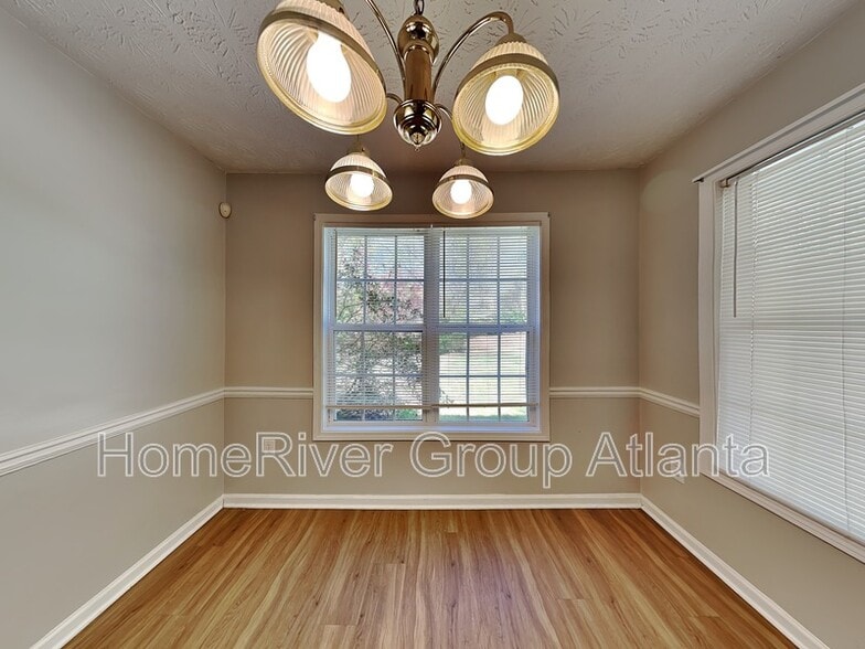 Building Photo - 649 Stonecrest Dr