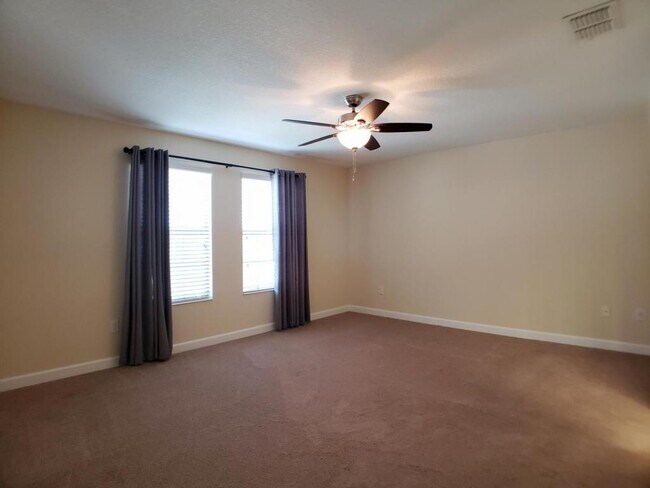Building Photo - 7449 Ella Ln