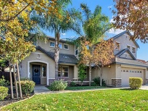 Building Photo - 107 Brighton Cir