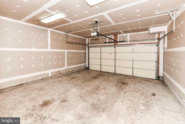 Building Photo - 42832 Bittner Square