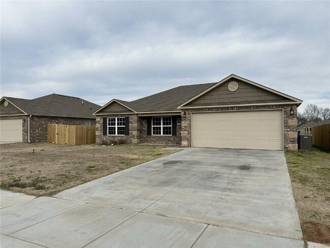 Primary Photo - 6801 SW Pilgrim Rd