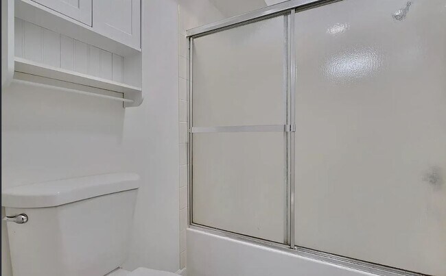 Building Photo - Rose Street