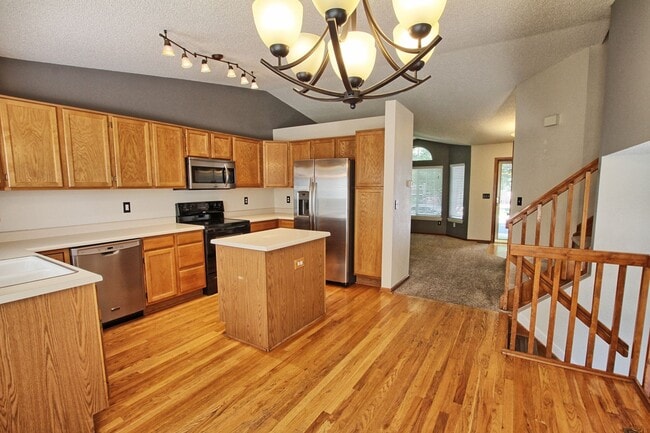 Building Photo - 4 bed 3 bath home in Clarke Farms Parker