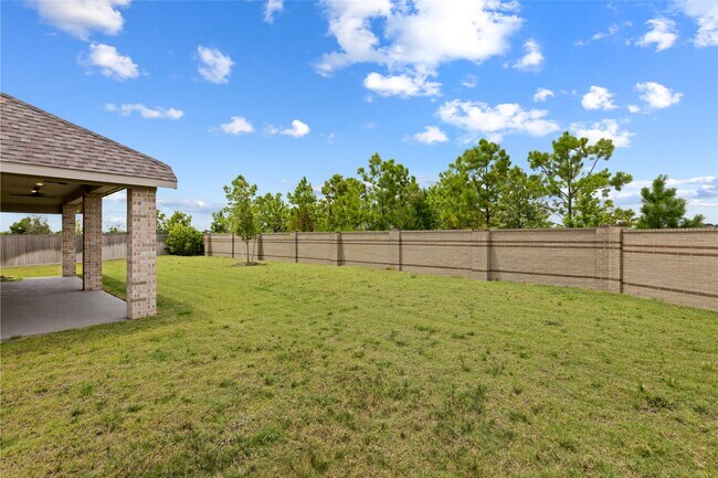 Building Photo - 11439 Bush Clover Dr
