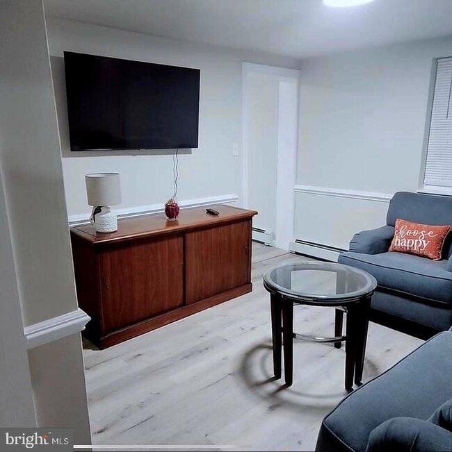 Building Photo - 480 W South St