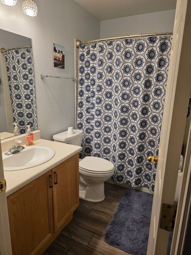 Building Photo - This Home Is Loaded!