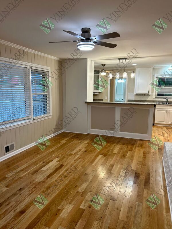 Building Photo - 261 Ridgeway Rd