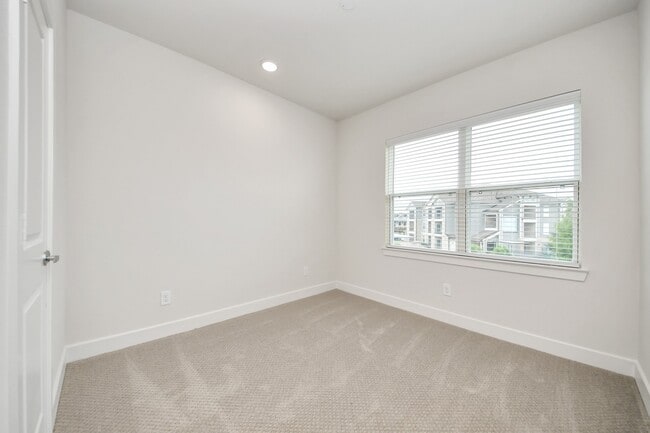 Building Photo - 1514 Colonial Gorge Dr