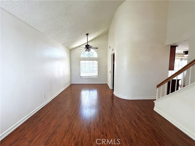 Building Photo - 3214 Canary Ct
