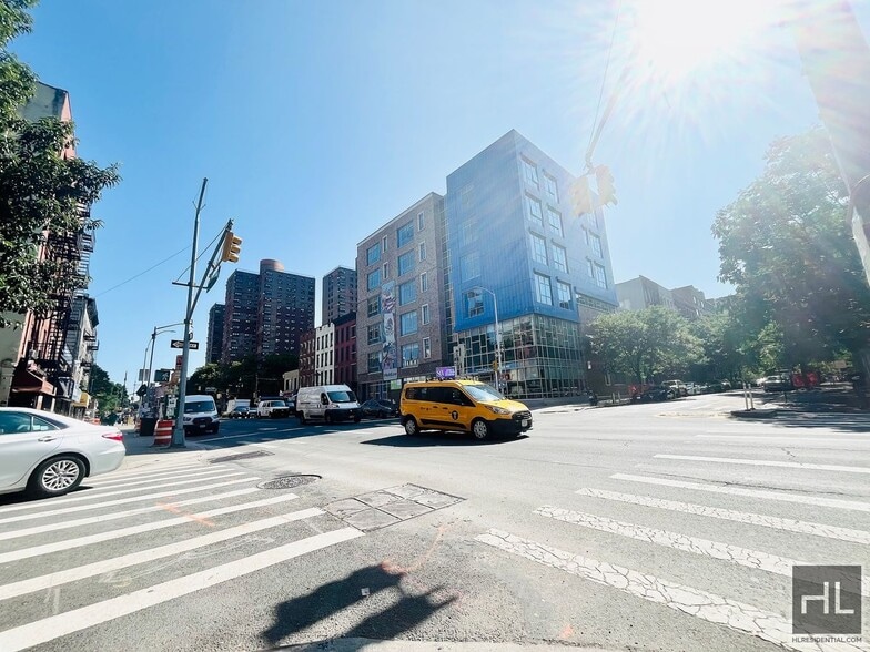 Primary Photo - E 105TH ST.