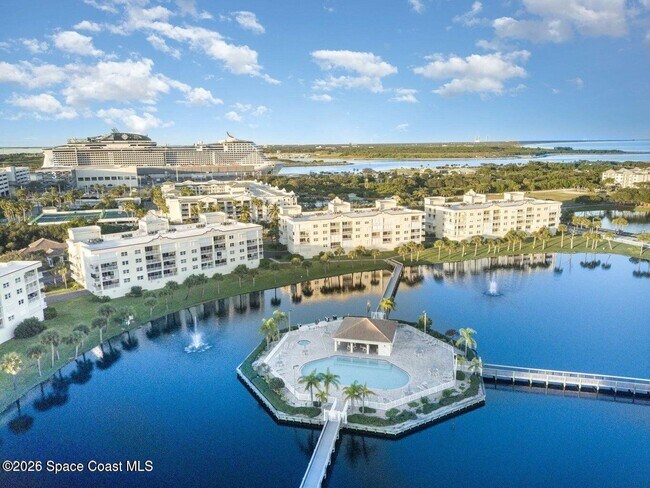 Building Photo - 8951 Lake Dr