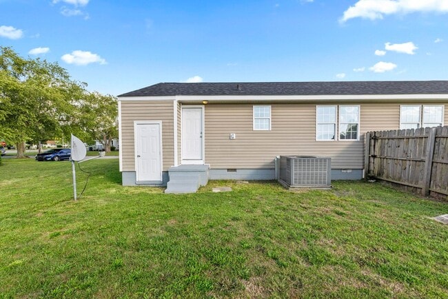 Building Photo - 337-339 Starling Street