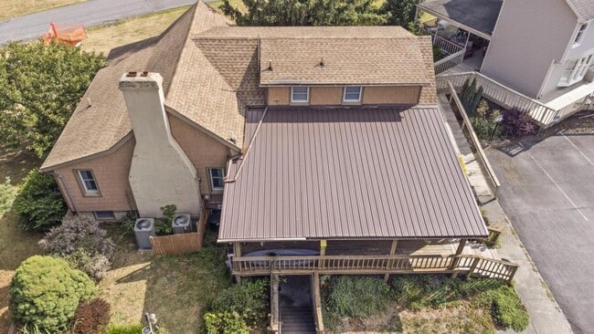 Building Photo - 118 Agape Wy