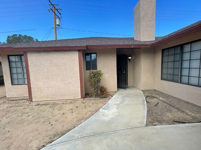 Building Photo - 20318 Thunderbird Rd