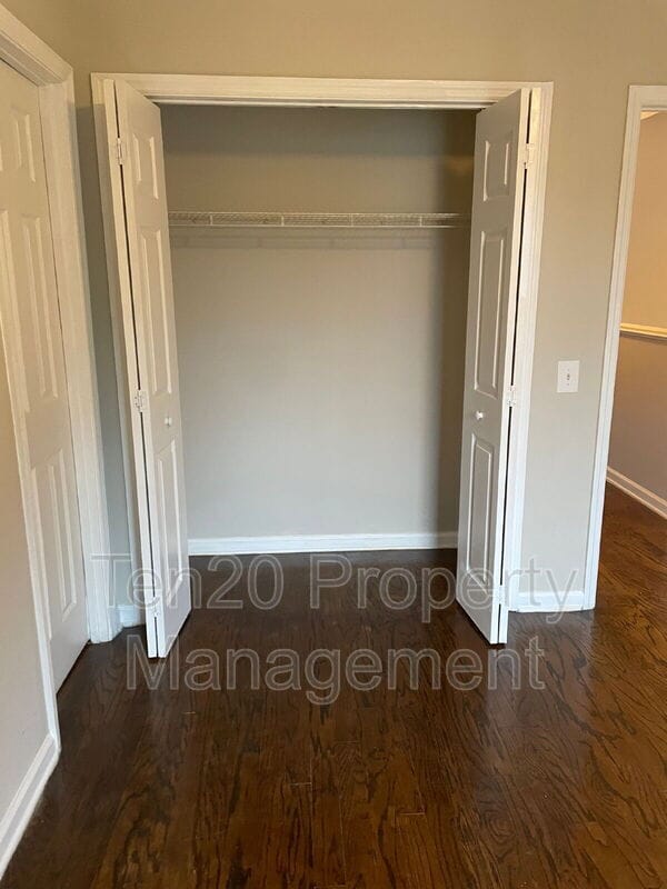 Building Photo - 326 Hardaway Ct