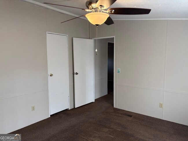 Building Photo - 877 Gadwall Court