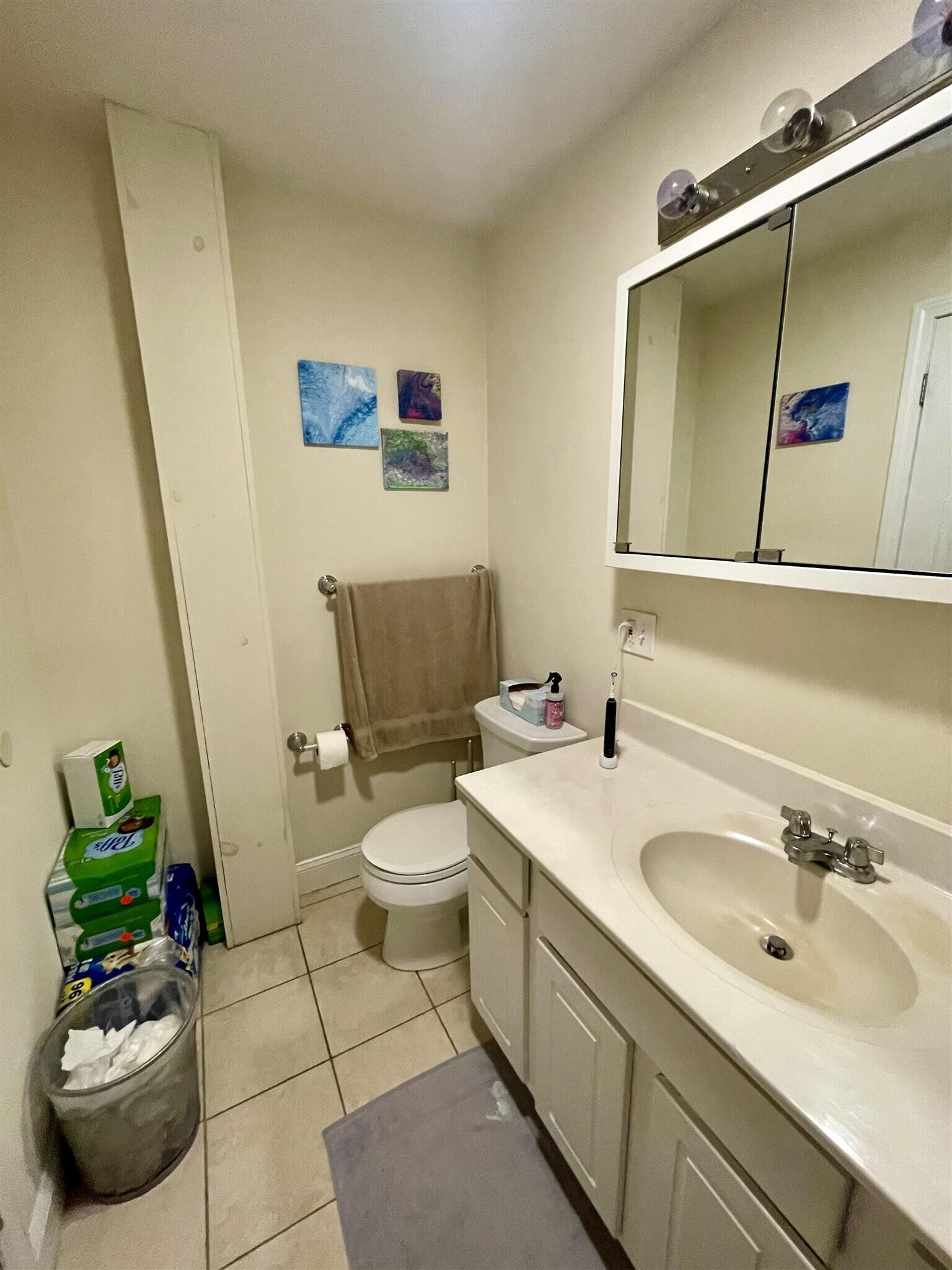 Building Photo - 401 Columbia St