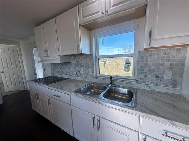 Building Photo - 211 Alton Ln