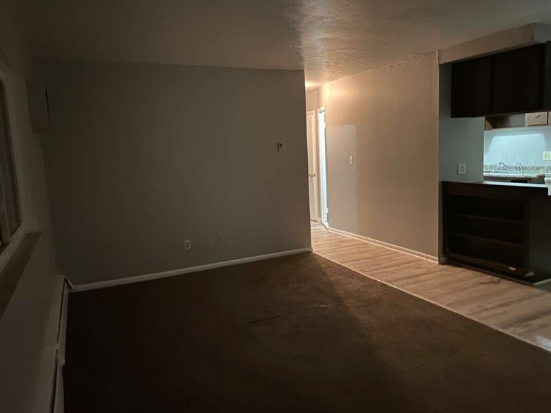 Building Photo - 1885 Taylor Rd