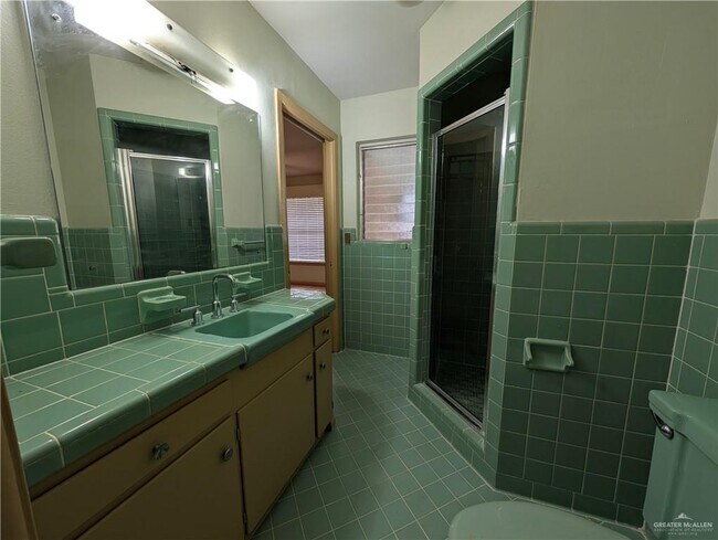 Building Photo - 2110 N 12th St
