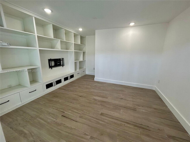 Building Photo - 13537 SW 118th Path