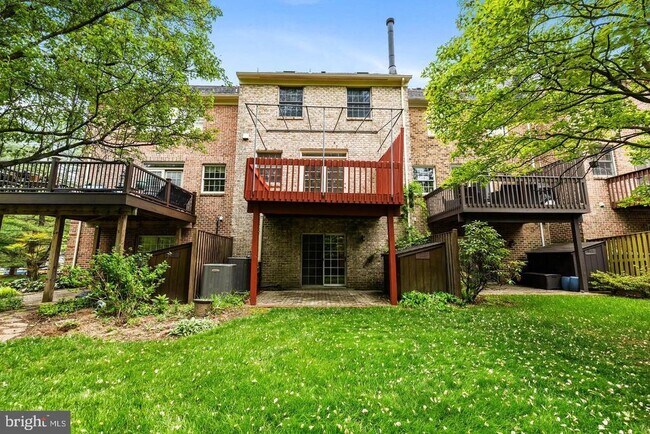 Building Photo - 202 Castletown Rd