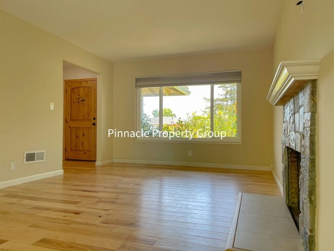 Building Photo - 1651 Matson Dr