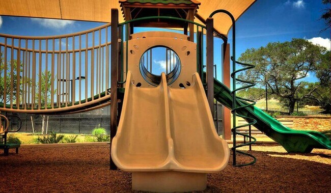 Building Photo - 1413 Castalo Ln