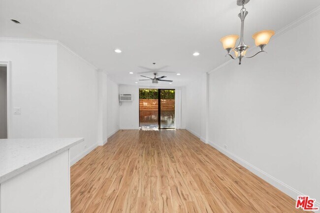 Building Photo - 1440 Veteran Ave