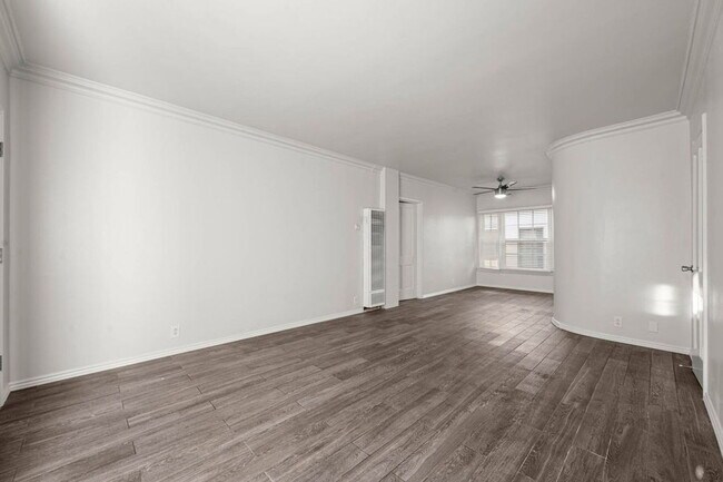 Building Photo - 4195 Leimert Blvd