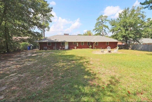 Building Photo - 3138 Pine Belt Rd