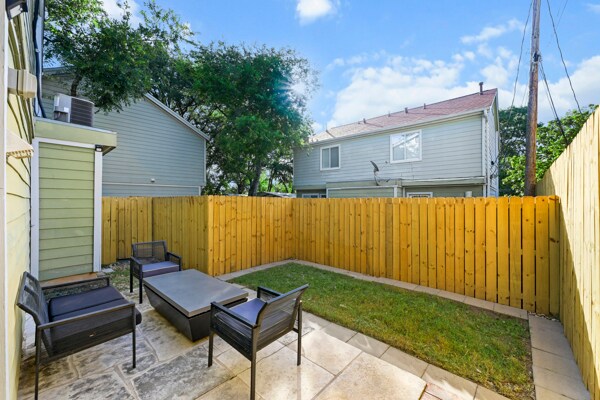 Building Photo - 3601 Menchaca Rd