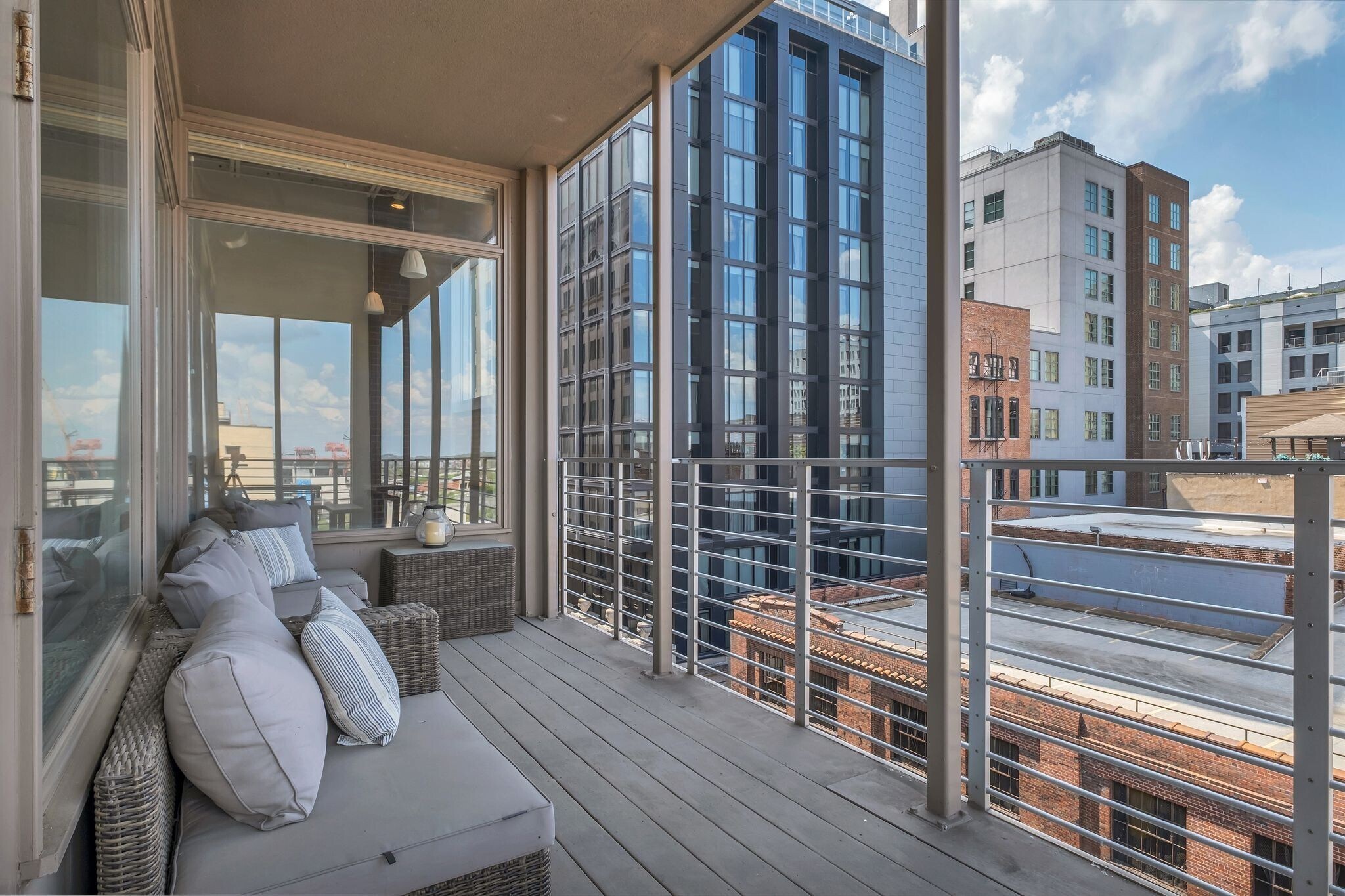 Building Photo - 309 Church St