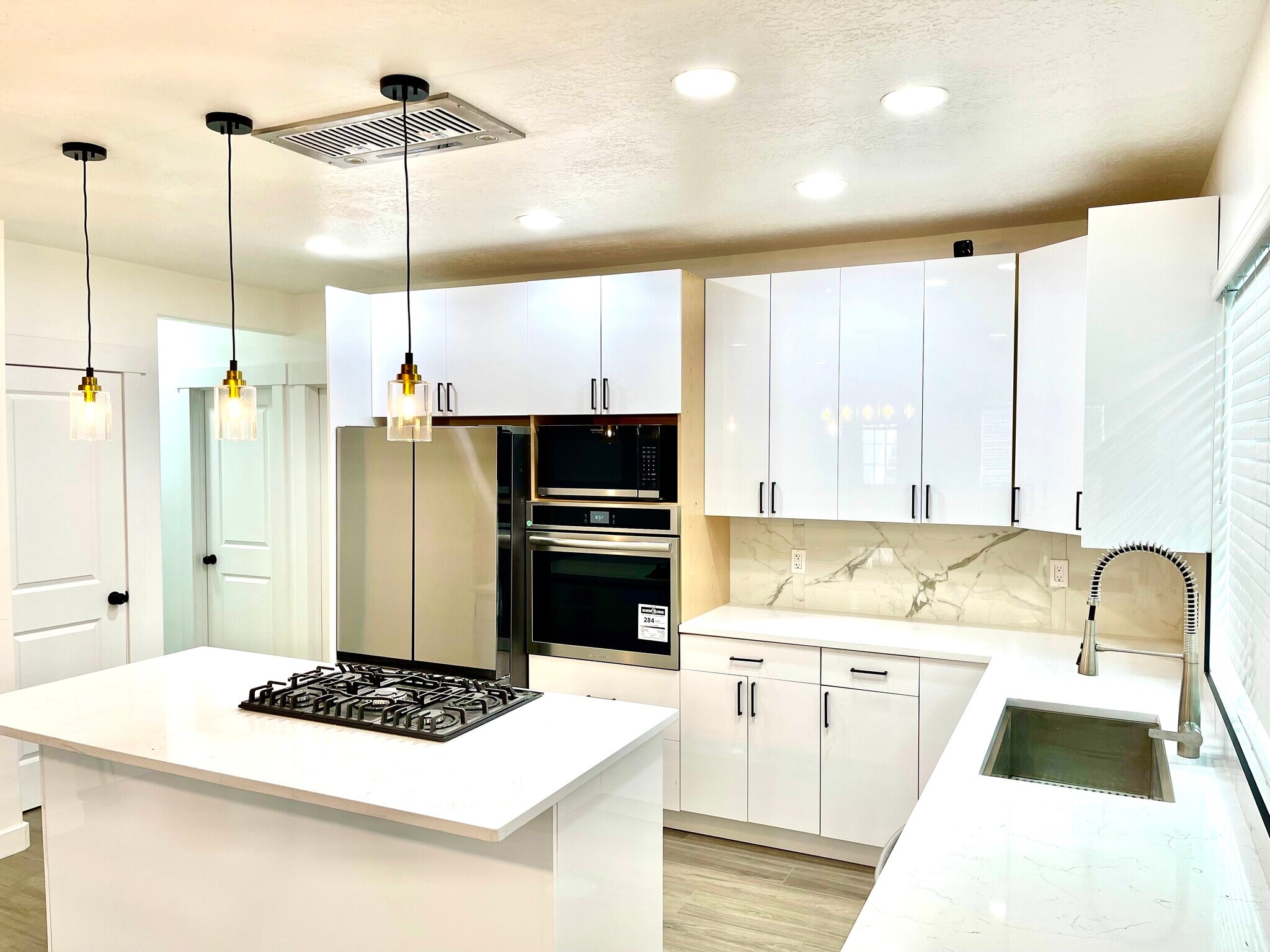 Building Photo - 3288 N 200 W