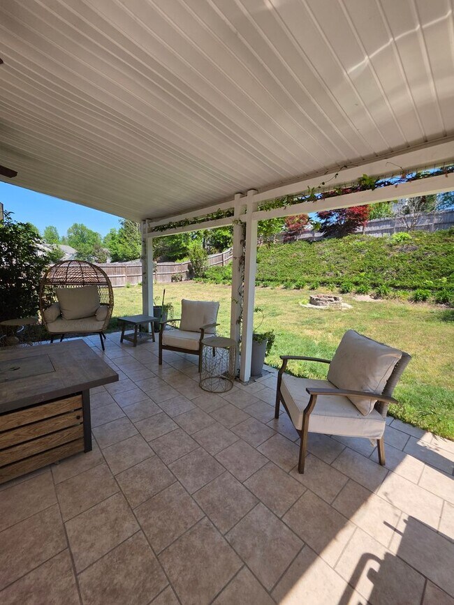 Building Photo - 177 Mill House Ln